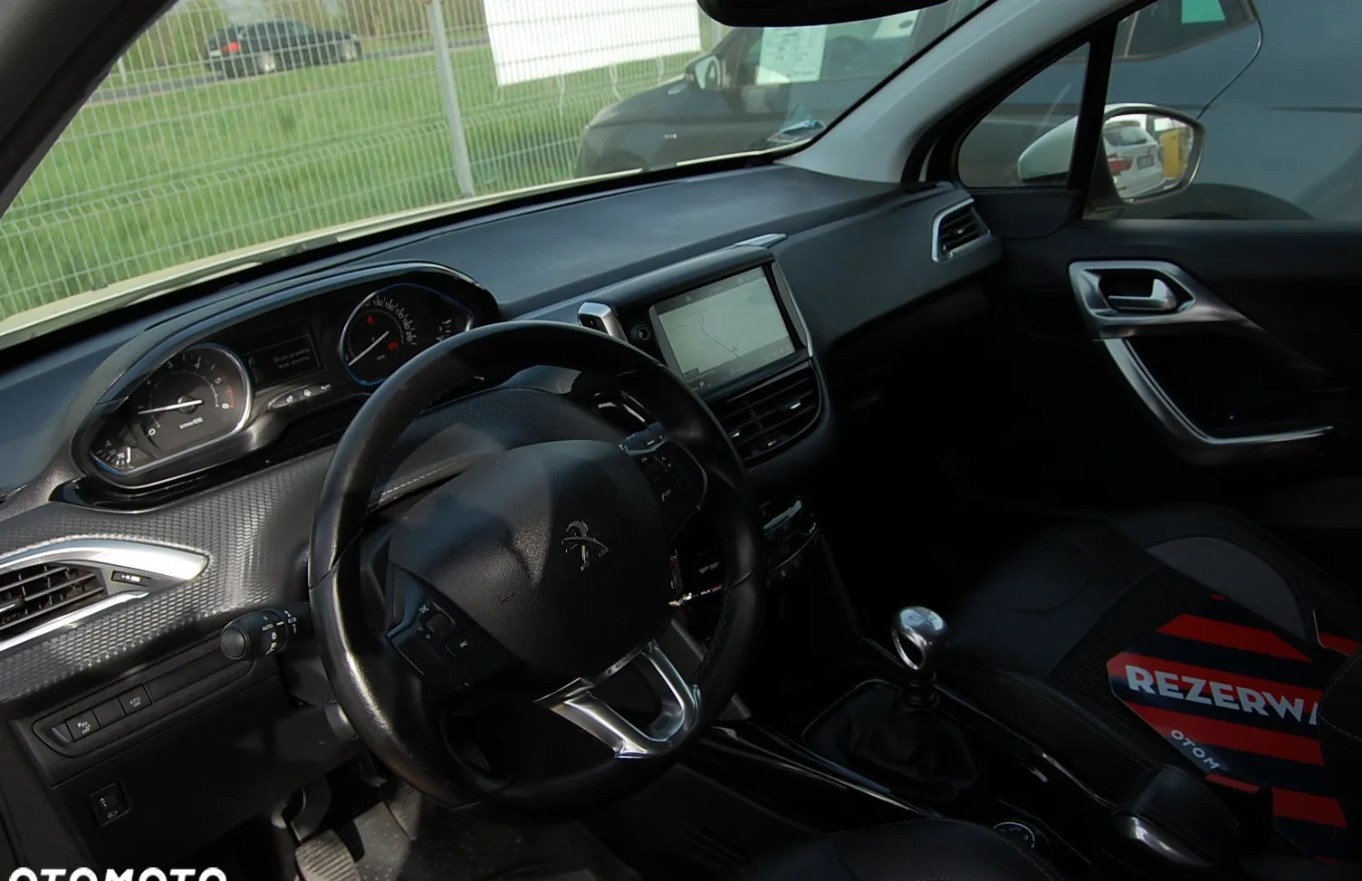 Peugeot 2008 cena 43900 przebieg: 137000, rok produkcji 2019 z Cieszyn małe 352